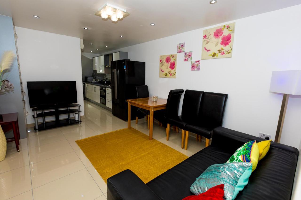 Comfortable Stay In Shirley, Solihull - Room 3 Экстерьер фото